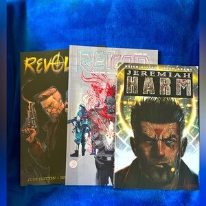 Graphic Mixed Comic Book Collection!